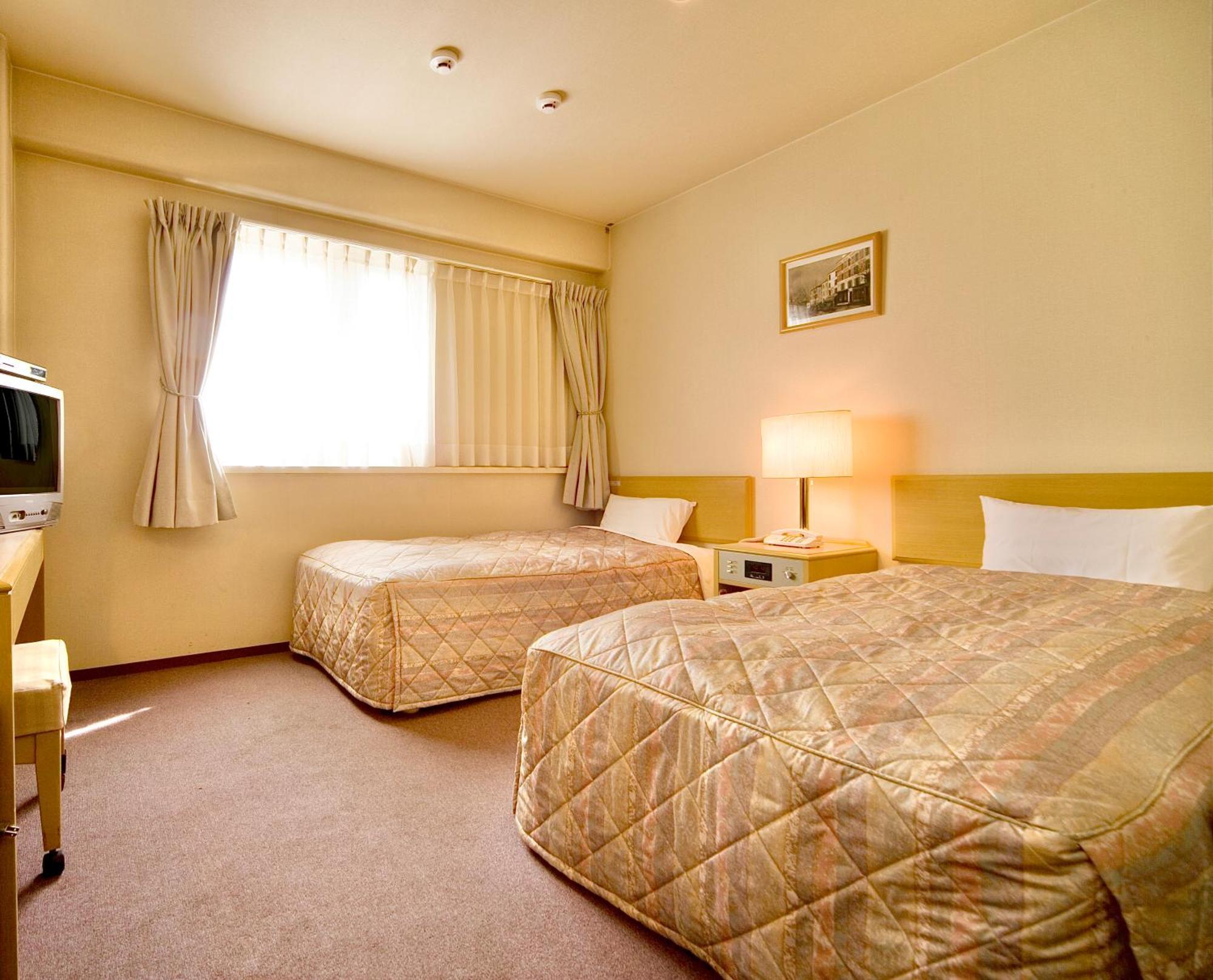 Kurashiki Ekimae Universal Hotel المظهر الخارجي الصورة